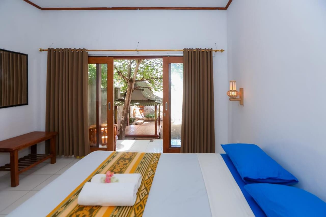 Radika House Gili Trawangan Exterior foto