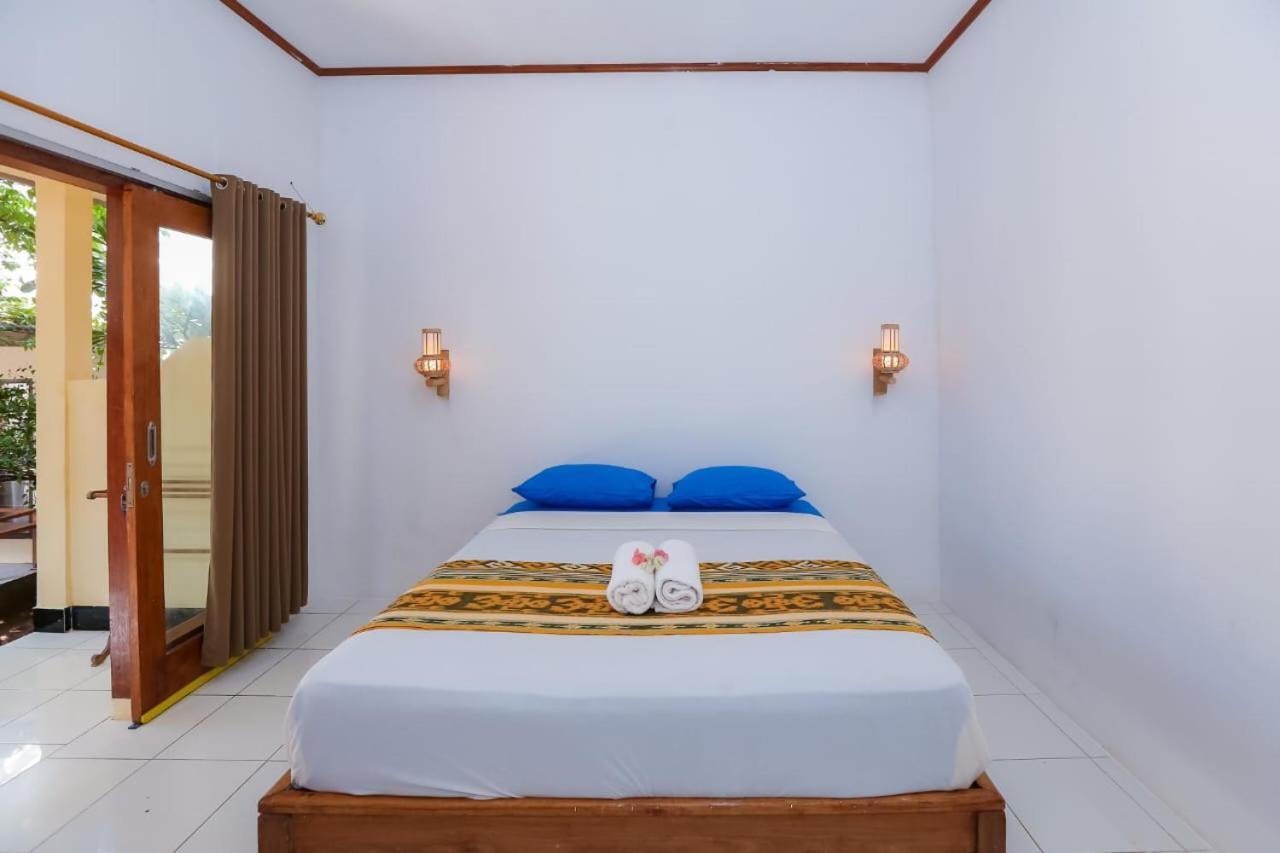 Radika House Gili Trawangan Exterior foto