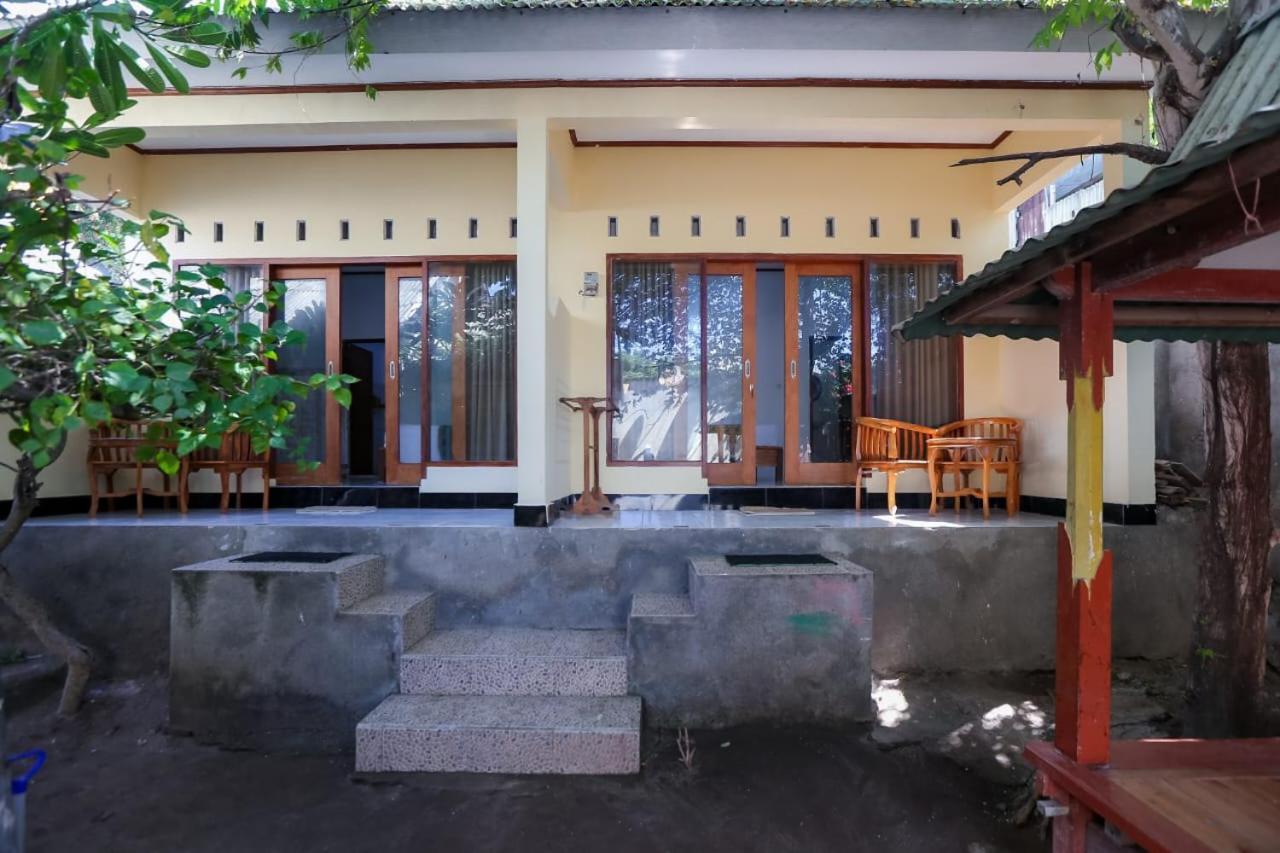Radika House Gili Trawangan Exterior foto